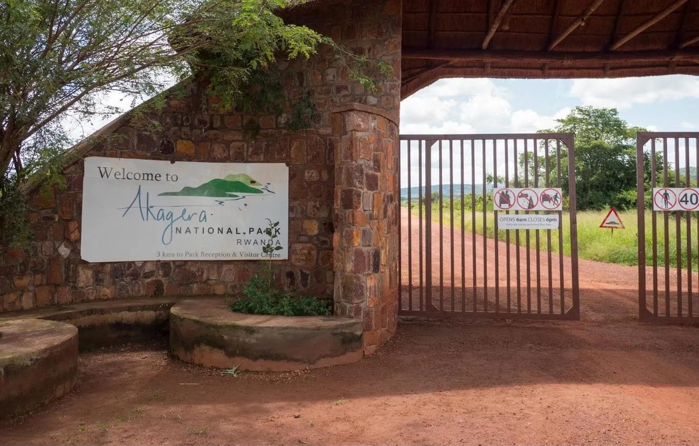 Rwanda vs Uganda Safari: Which Is Best? 2026/2027 25 Entrance gate and welcome sign at Akagera National Park in Rwanda, leading into one of the country’s top wildlife safari destinations