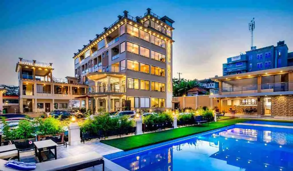 Ultimate Uganda Airport Guide: Best Travel Tips (2026/2027) 25 Luxury hotel in Entebbe with swimming pool, landscaped gardens and modern accommodation for travelers before or after a Uganda safari