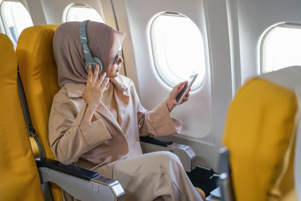 International airline cabin options for travelers flying from Malaysia to Uganda